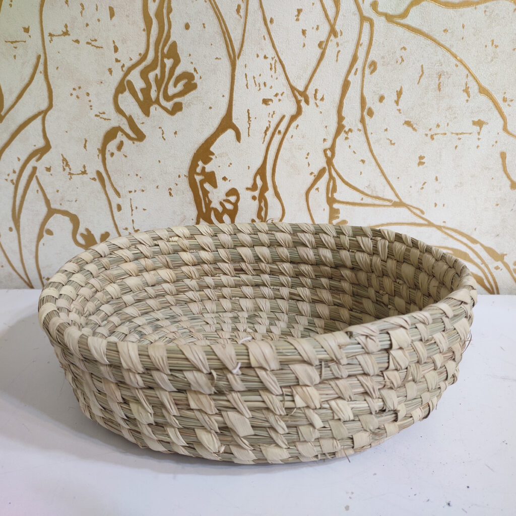 Ladlika-Simple-Oval-Wooden-Basket