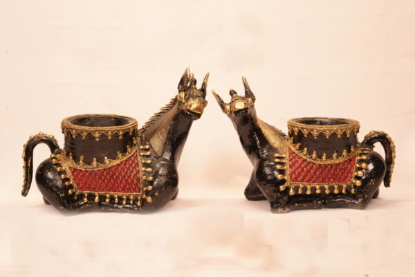 horse-pen-stand-dhokra-art