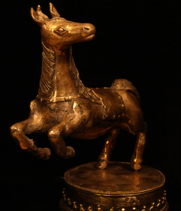 ladlika-Jumping-Horse-dhokra-art-work